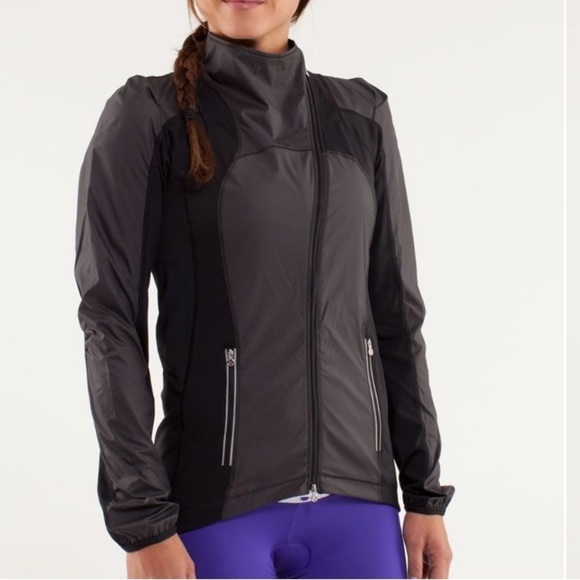 lululemon athletica Jackets & Blazers - Lululemon Presta Asymmetric Zipper Packable Shirket Running Jacket Size 6